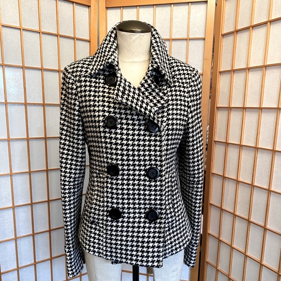 Mudd Jackets & Blazers - Mudd Wool Blend Houndstooth Coat - 🤍 size M 🖤